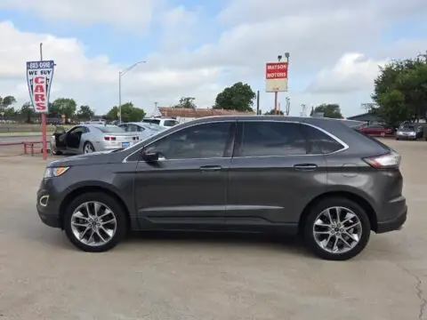 2015 Ford Edge Titanium photo 1