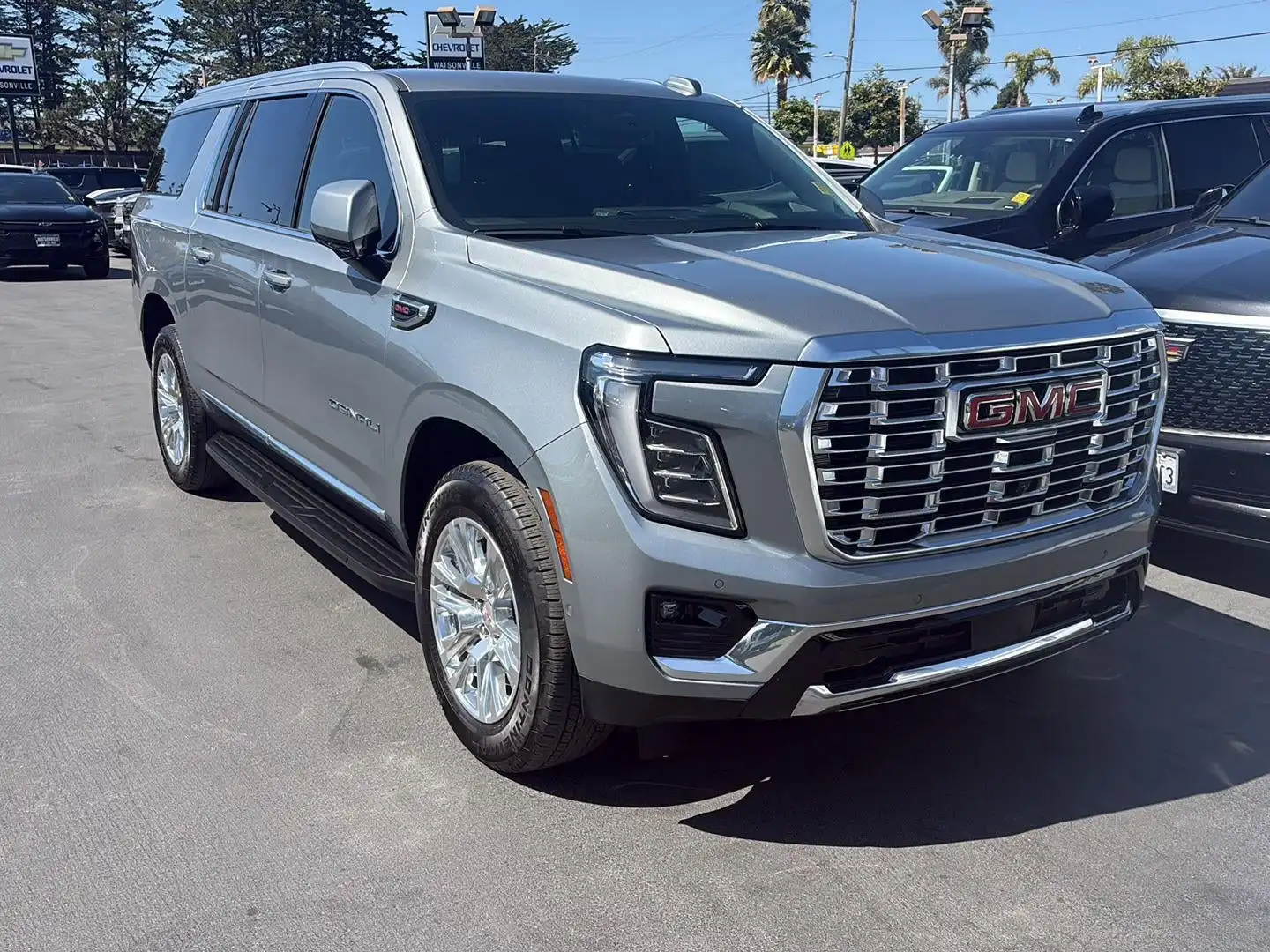 2025 GMC Yukon Denali AWD's photo
