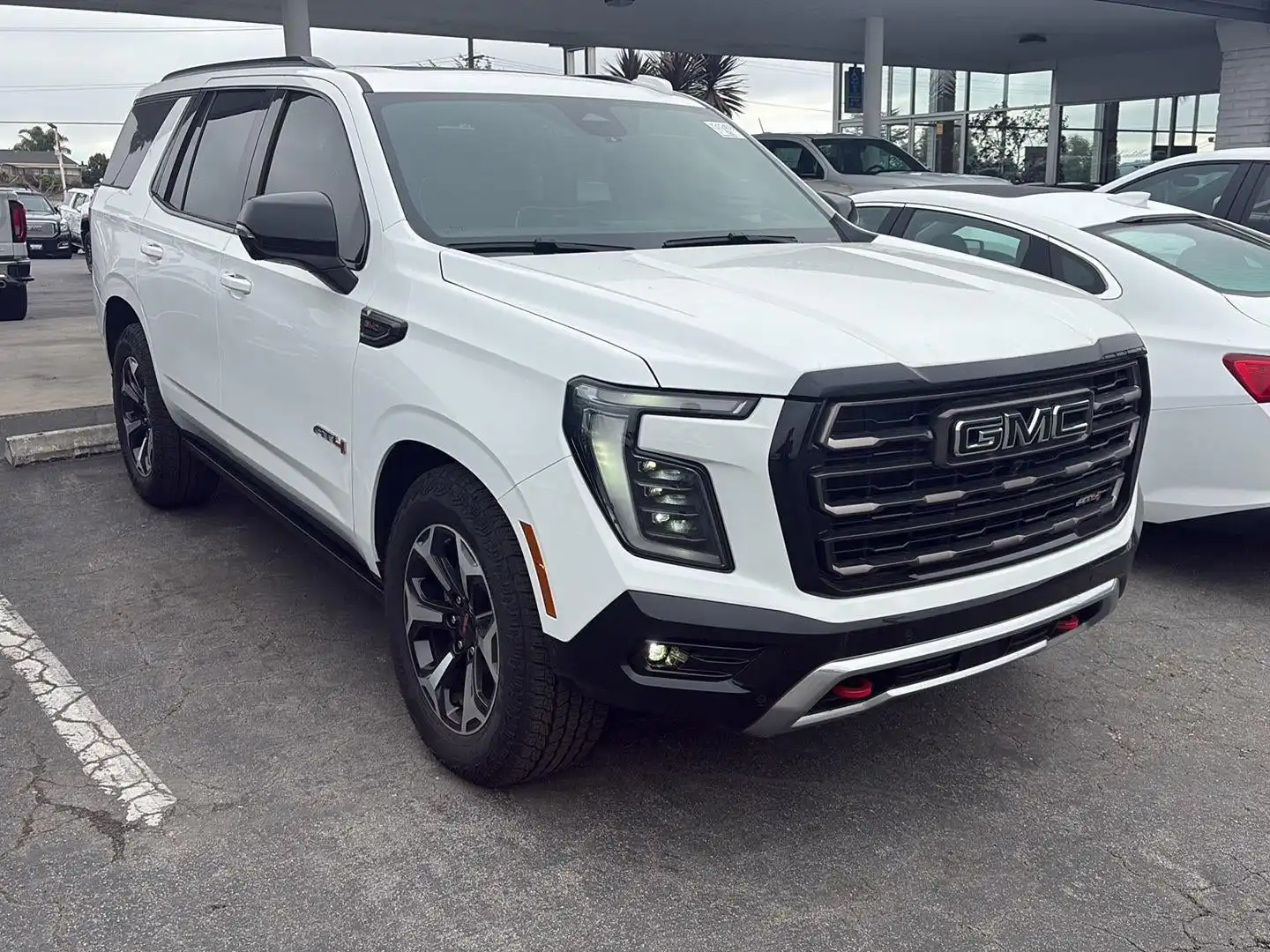 2026 GMC Yukon 4WD AT4 Ultimate's photo