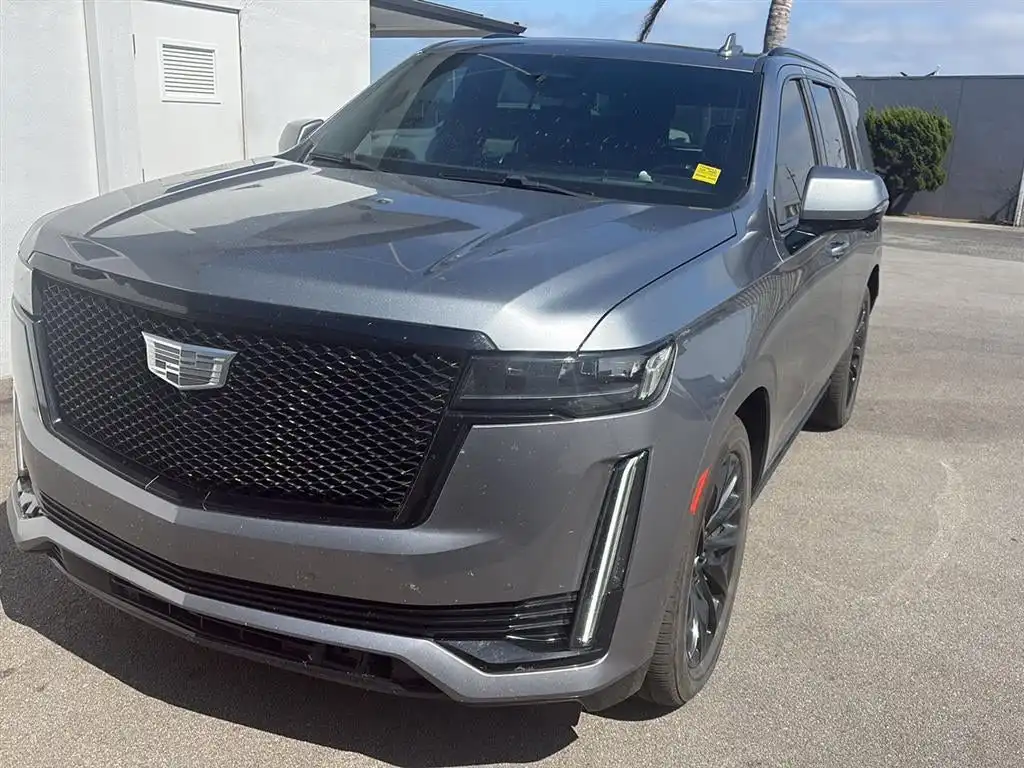 2022 Cadillac Escalade 4WD Sport's photo
