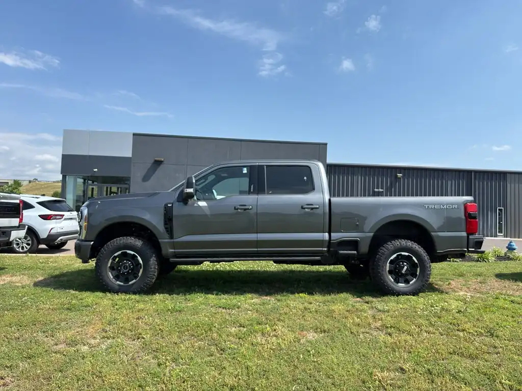 2026 Ford F-250 XLT 4x4 Crew Cab 6-3/4' Box's photo