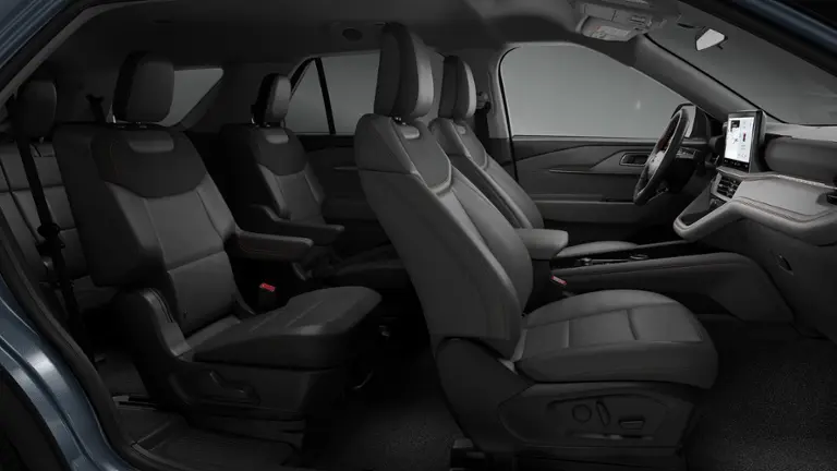 2026 Ford Explorer Active 4WD photo 5