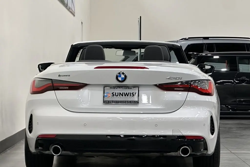 2025 BMW 4 Series 430i Convertible photo 5