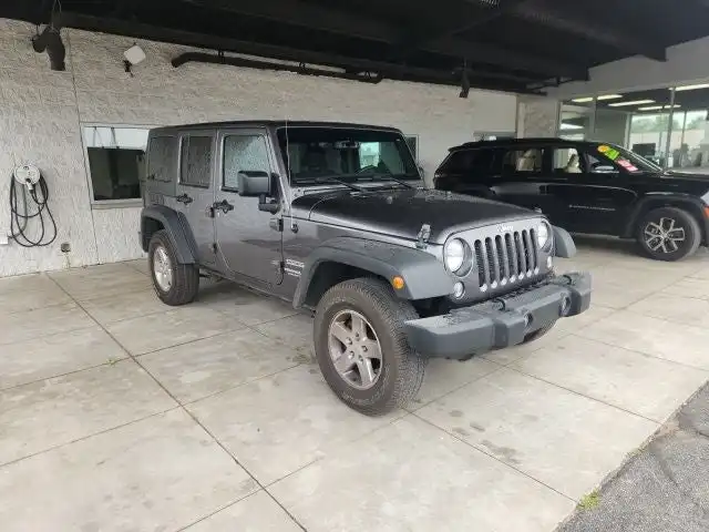 2016 Jeep Wrangler Sport S's photo
