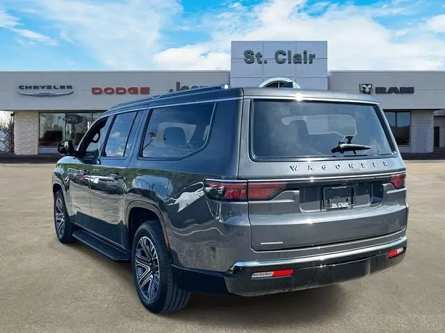 2023 Jeep Wagoneer L Series I 4WD photo 5