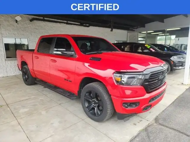 2021 RAM 1500 Big Horn/Lone Star 4x4 Crew Cab 5'7's photo