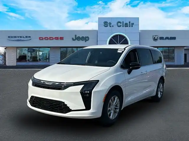 2027 Chrysler Pacifica Select AWD's photo