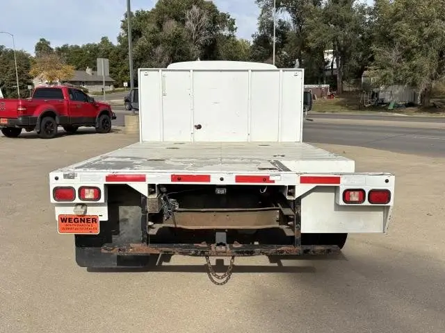 2010 Ford E-Series undefined photo 3