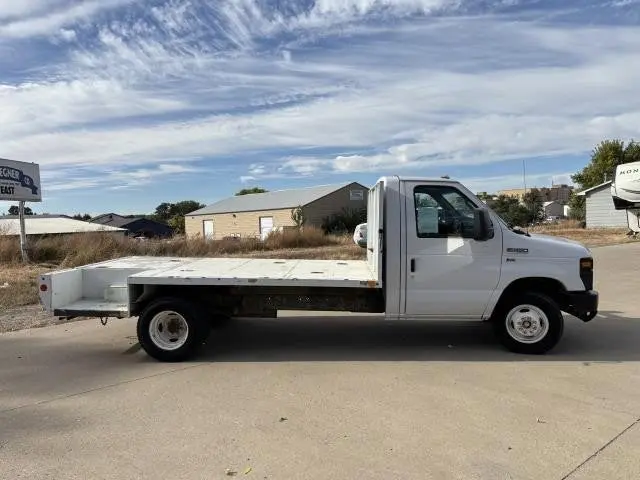2010 Ford E-Series undefined photo 4