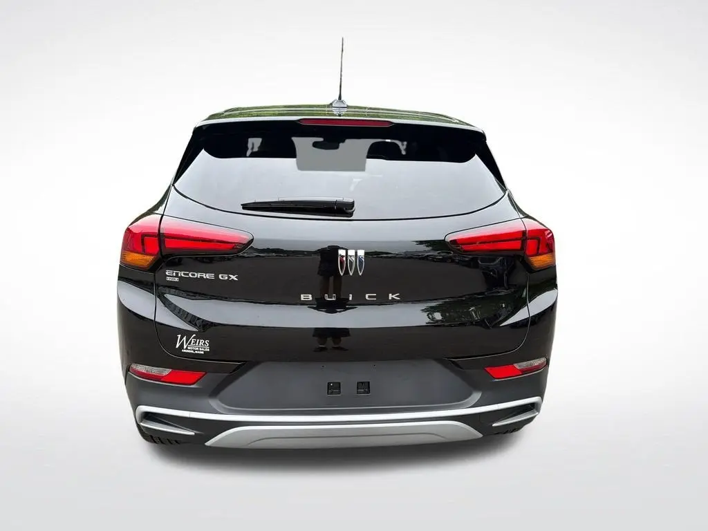 2026 Buick Encore GX Preferred AWD photo 4
