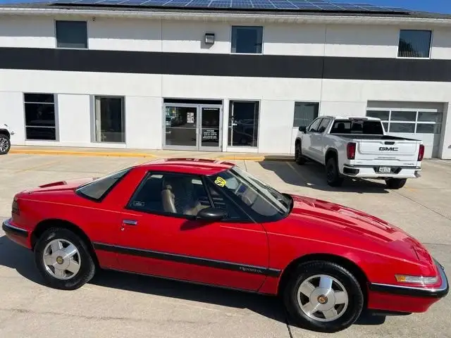 1989 Buick Reatta's photo
