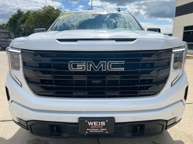 2026 GMC Sierra 4WD Crew Cab Standard Box Elevation photo 3