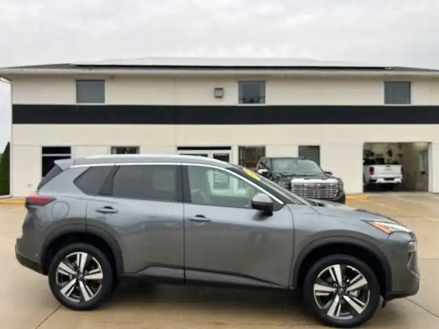 2026 Nissan Rogue SL AWD's photo