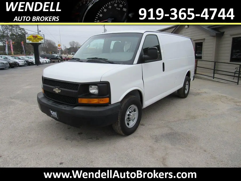 2013 Chevrolet Express Work Van HD 2500 photo 3