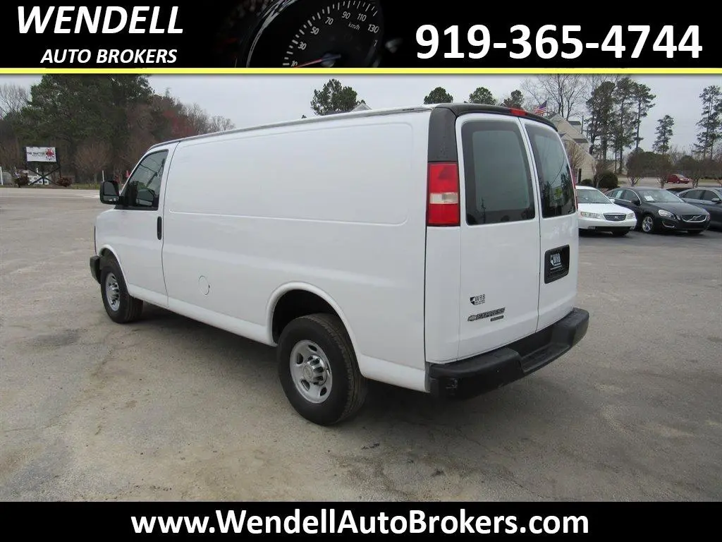 2013 Chevrolet Express Work Van HD 2500 photo 5