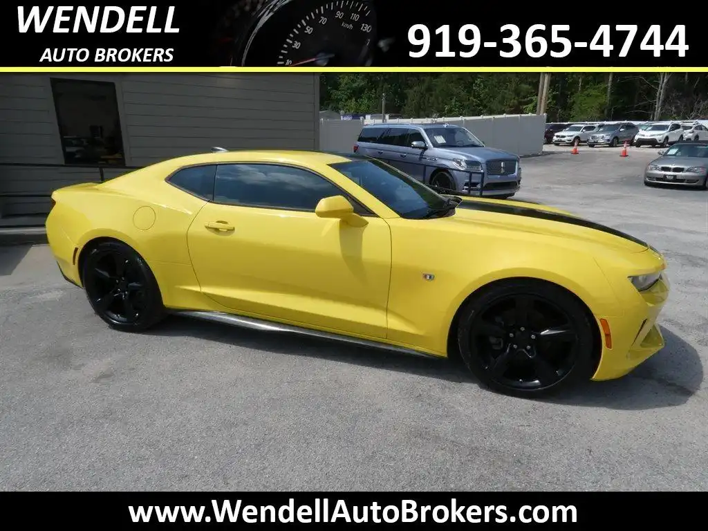 2017 Chevrolet Camaro 2.0 1LT's photo