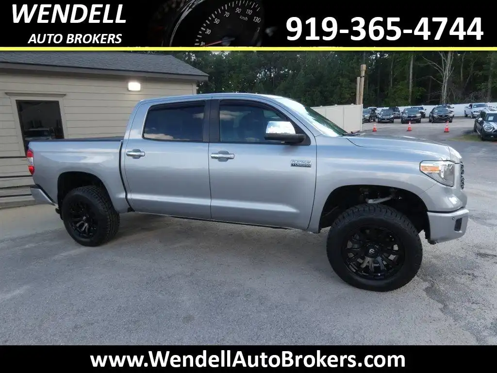 2020 Toyota Tundra Platinum 5.7L 4WD CrewMax Short Bed's photo