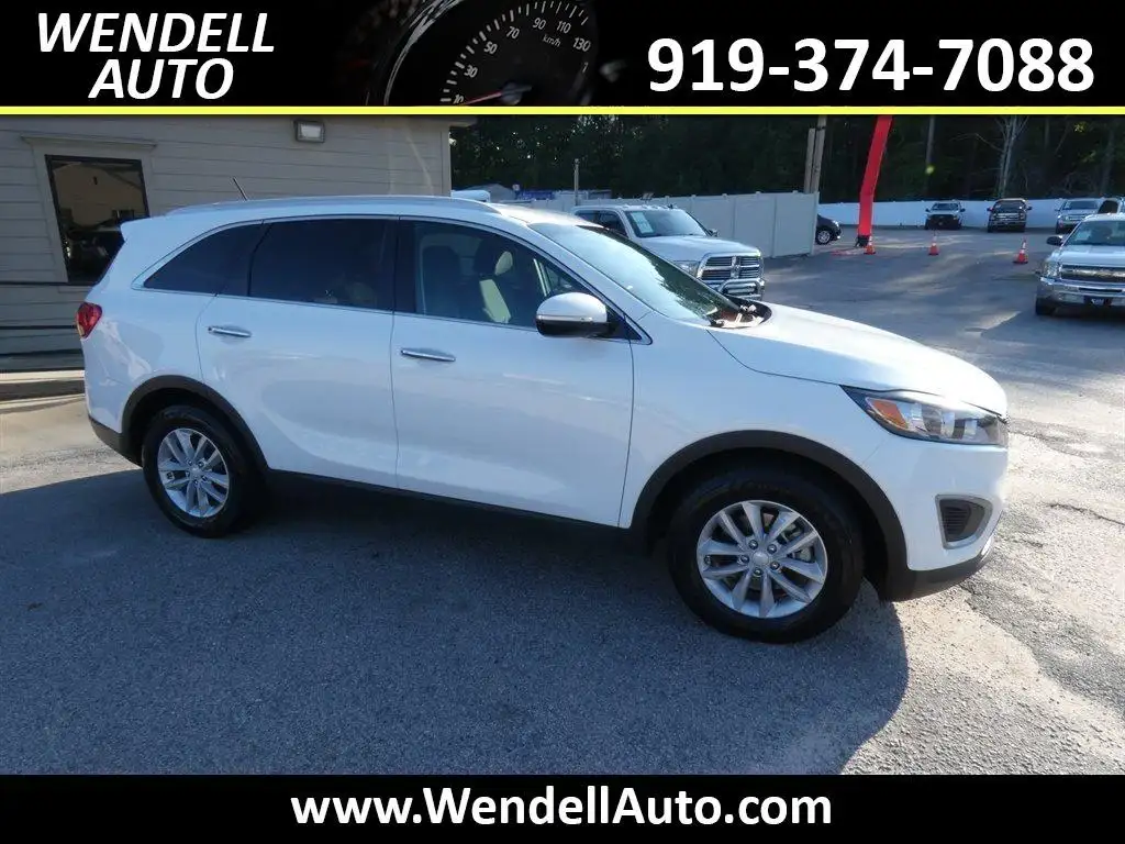 2016 Kia Sorento LX Auto's photo