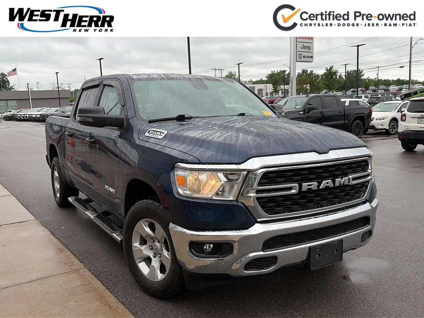 2023 RAM 1500 Big Horn/Lone Star 4x4 Crew Cab 5'7's photo
