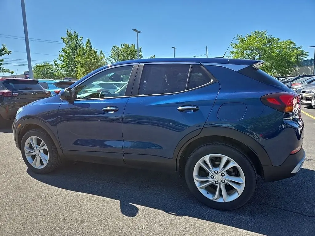 2021 Buick Encore GX Preferred AWD photo 3