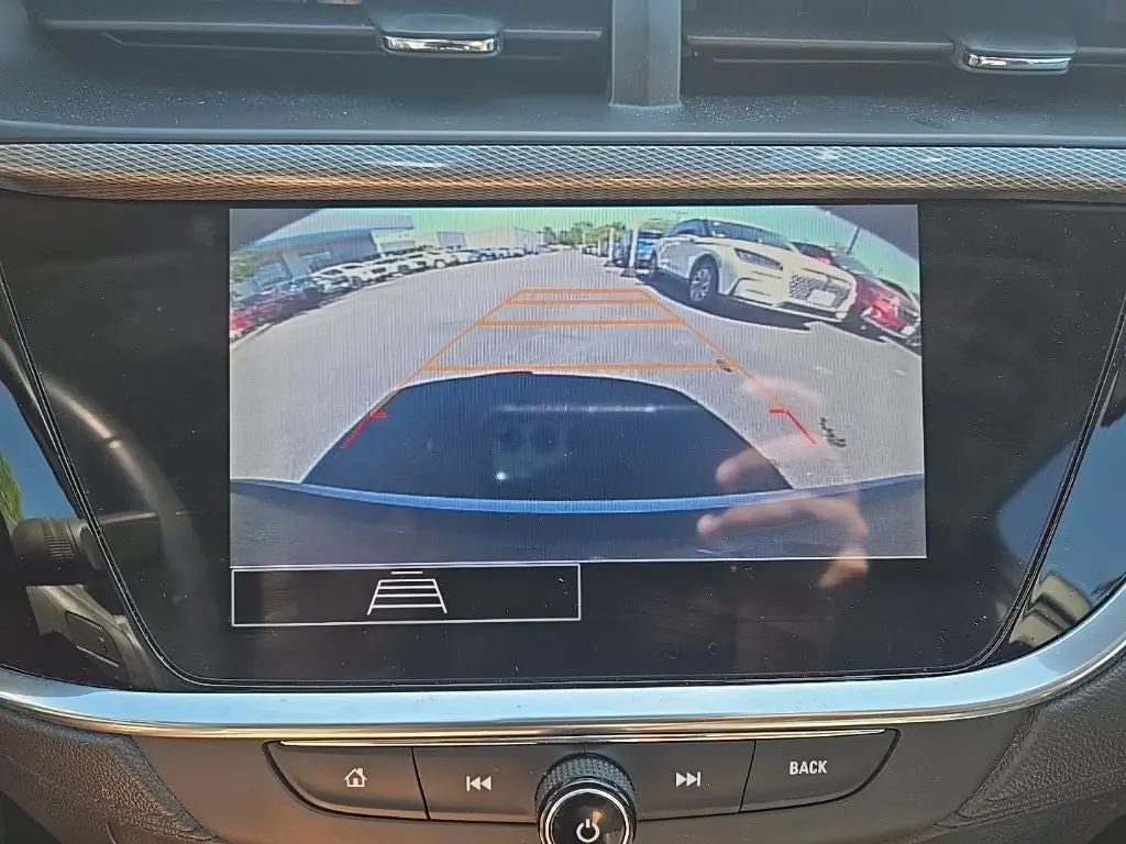 2021 Buick Encore GX Preferred AWD photo 4