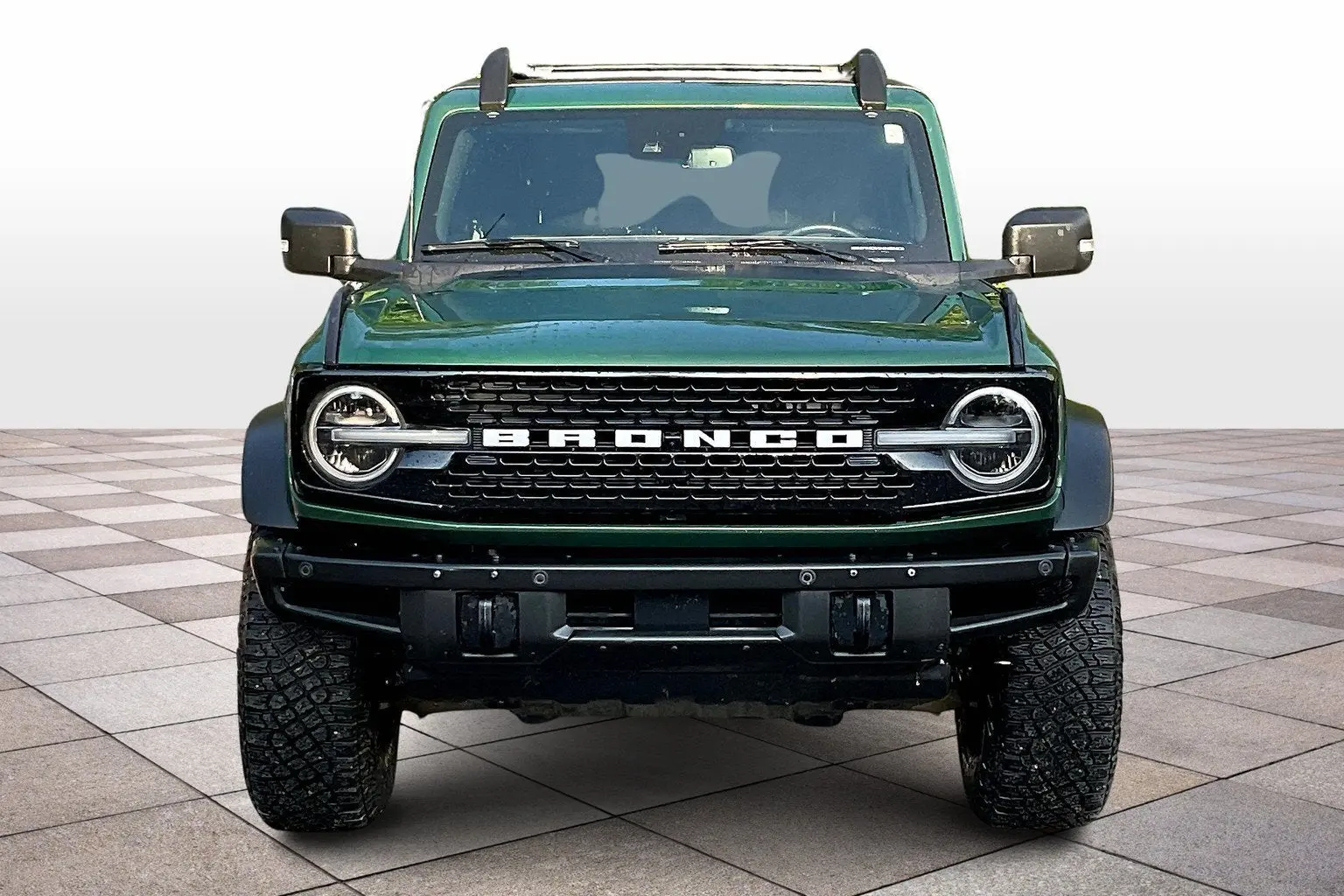2022 Ford Bronco Wildtrak 4x4 photo 3
