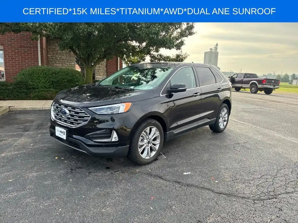 2024 Ford Edge Titanium AWD's photo