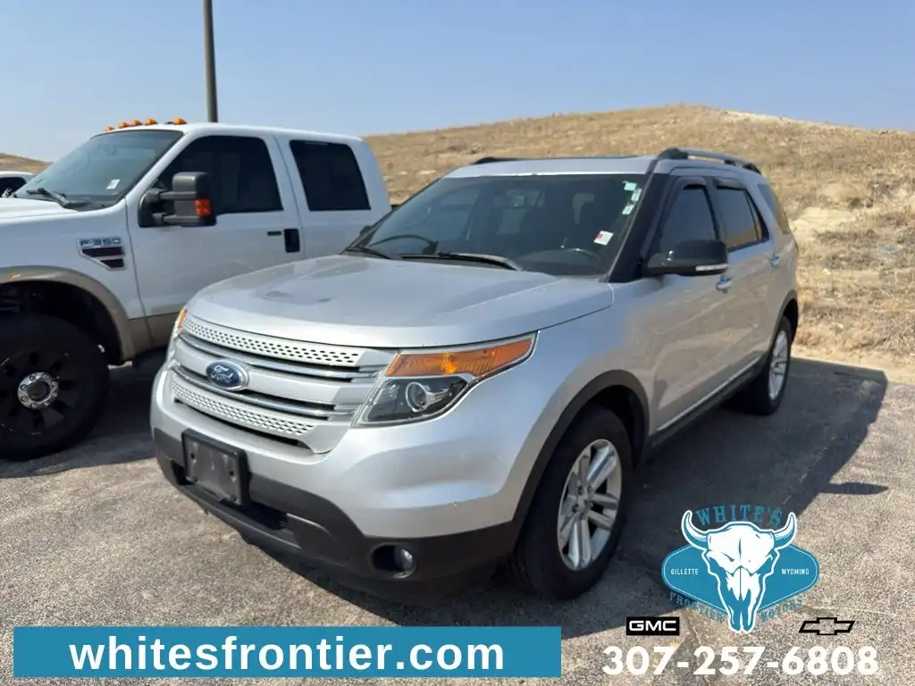 2015 Ford Explorer XLT 4x4's photo