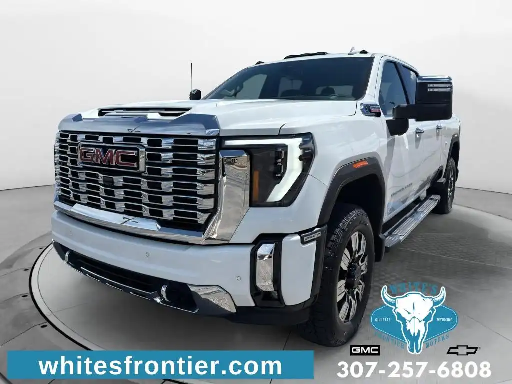 2026 GMC Sierra 4WD Crew Cab Standard Box Denali's photo