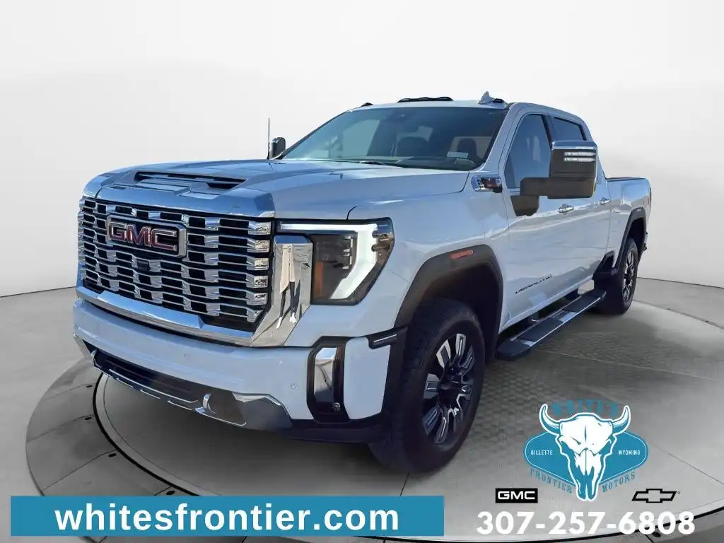 2026 GMC Sierra 4WD Crew Cab Standard Box Denali's photo