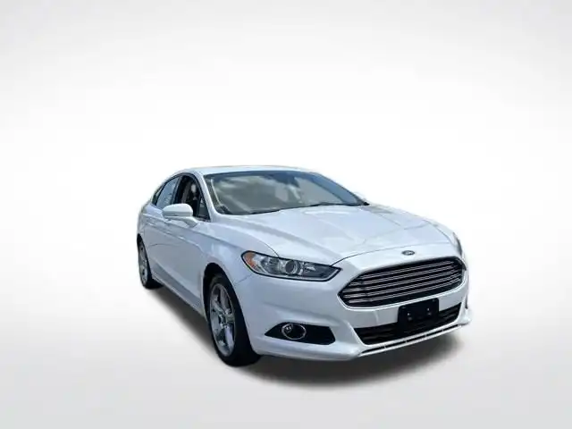2016 Ford Fusion SE AWD's photo