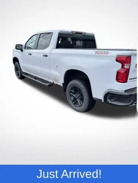 2023 Chevrolet Silverado 1500 LT Trail Boss 4WD Crew Cab Standard Box's photo