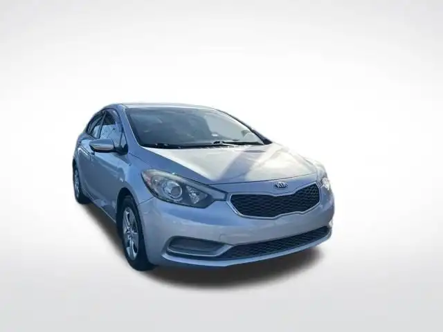 2015 Kia Forte LX AT's photo