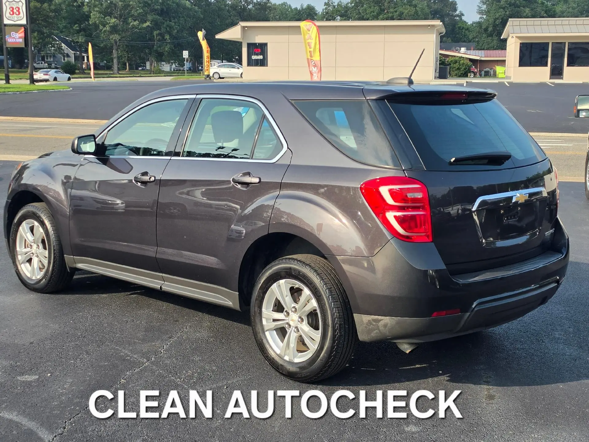 2016 Chevrolet Equinox LS photo 3