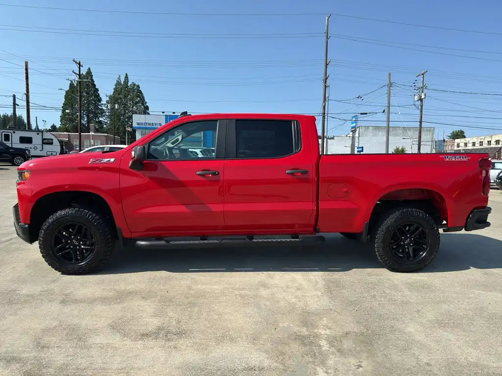 2021 Chevrolet Silverado 1500 Custom Trail Boss 4X4 Crew Cab Std Box's photo