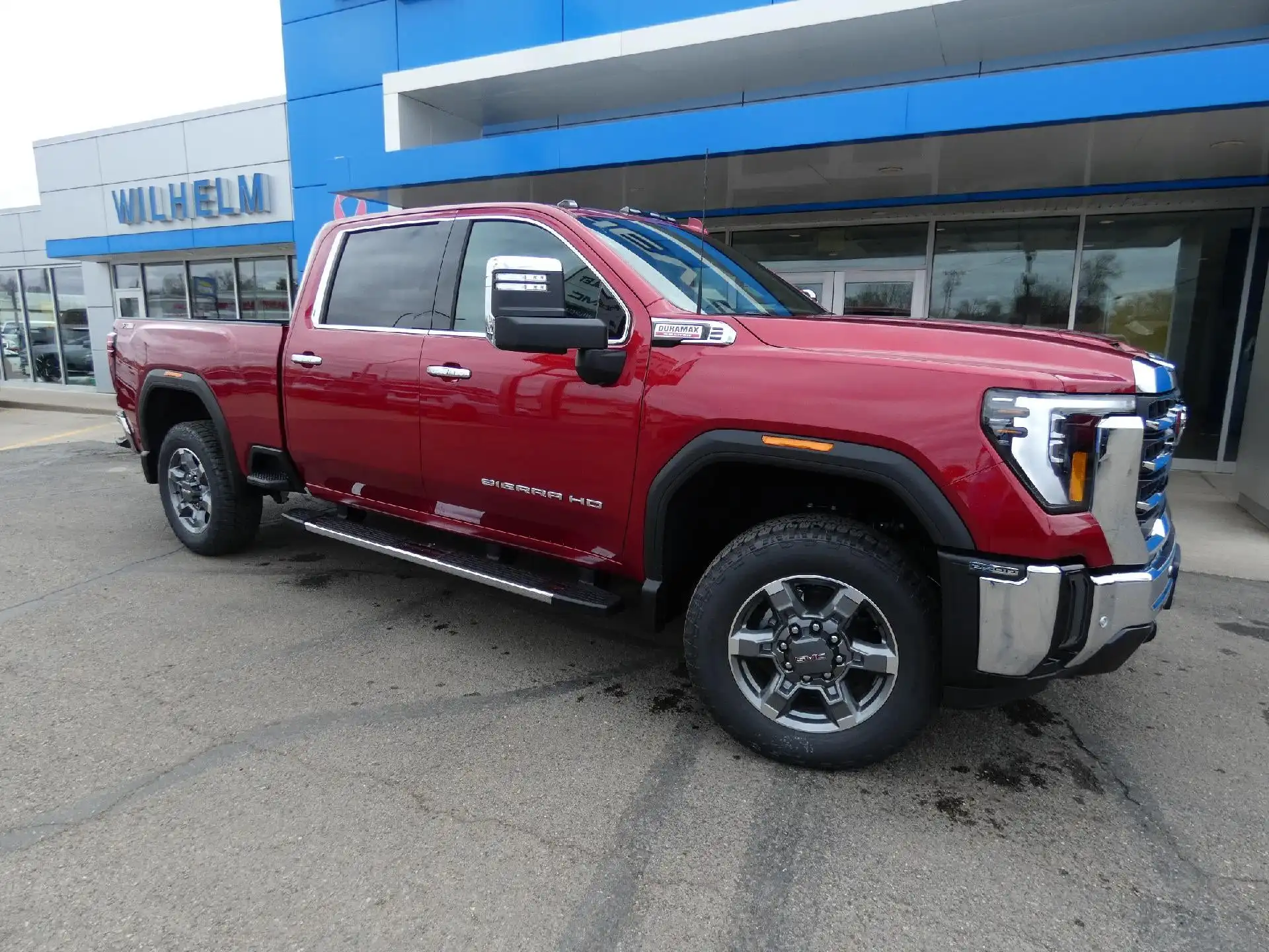 2026 GMC Sierra 4WD Crew Cab Standard Box SLT's photo