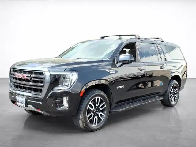 2021 GMC Yukon AT4 4X4's photo