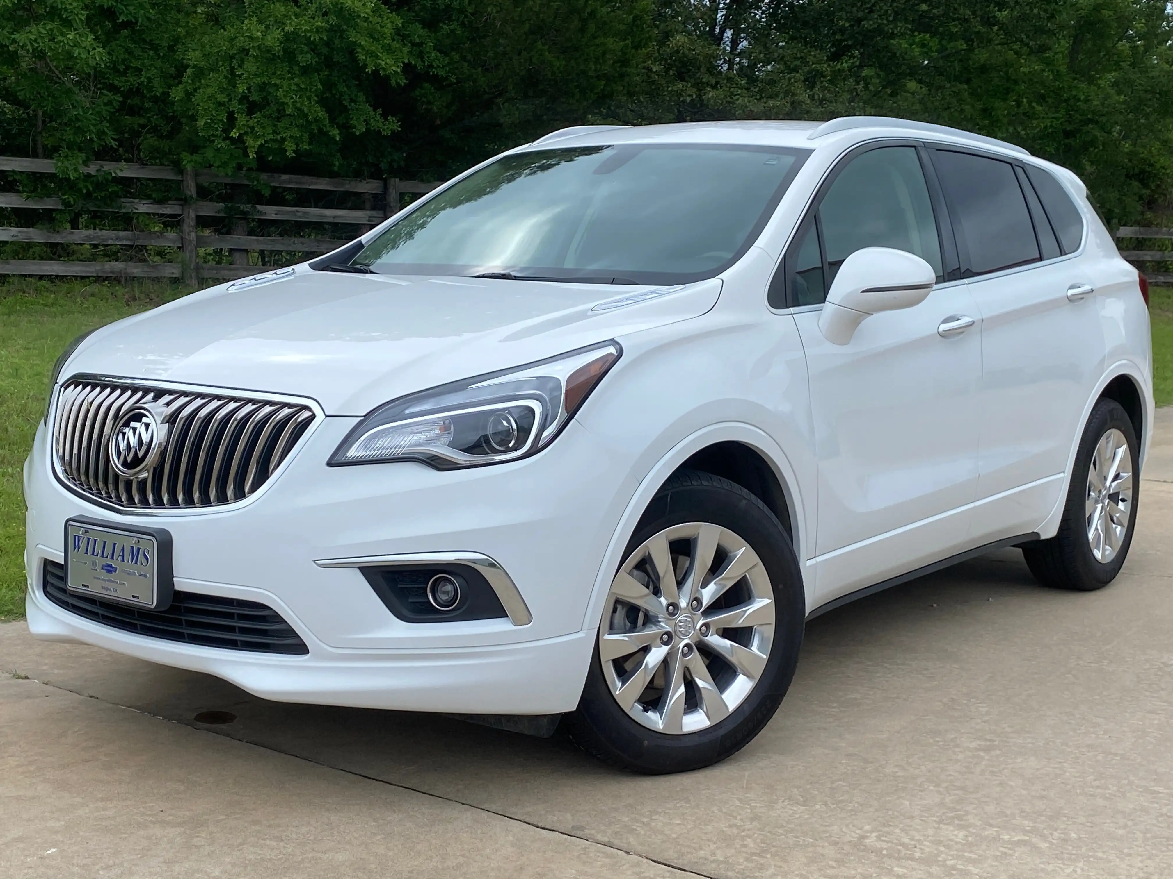 2017 Buick Envision Essence FWD's photo