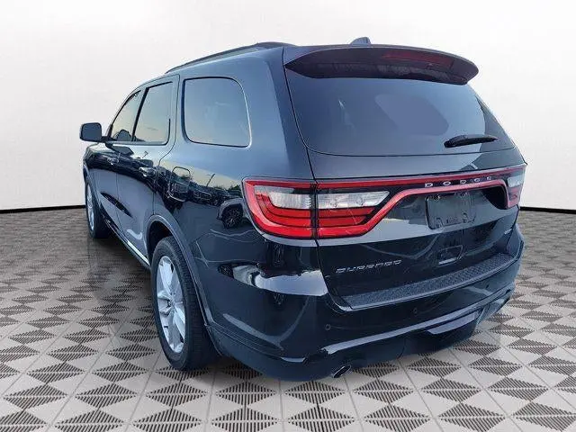 2023 Dodge Durango GT Plus RWD photo 4