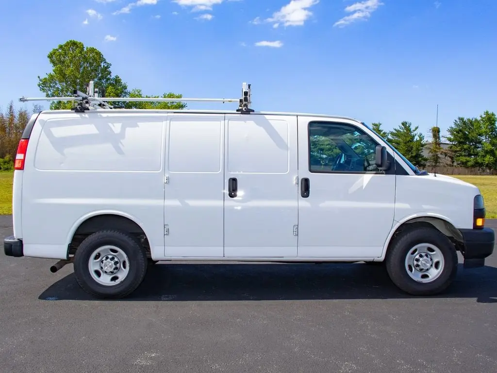 2021 Chevrolet Express 2500 Work Van HD photo 4
