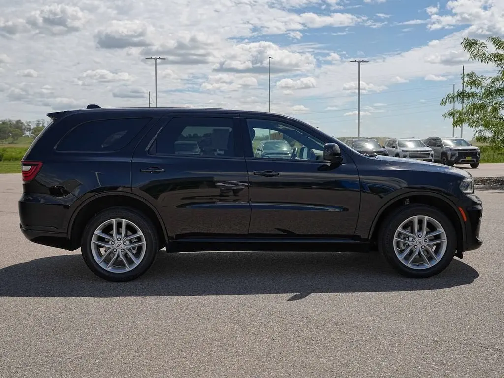 2025 Dodge Durango GT AWD photo 5