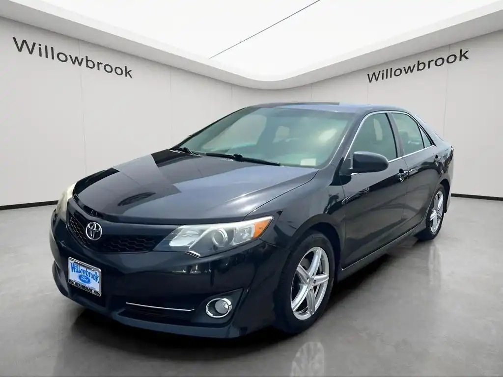 2012 Toyota Camry 2.5 Auto SE's photo