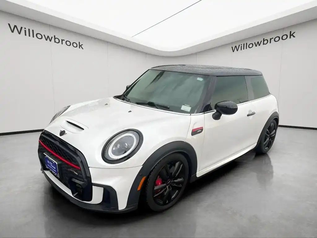 2023 MINI Hardtop John Cooper Works's photo