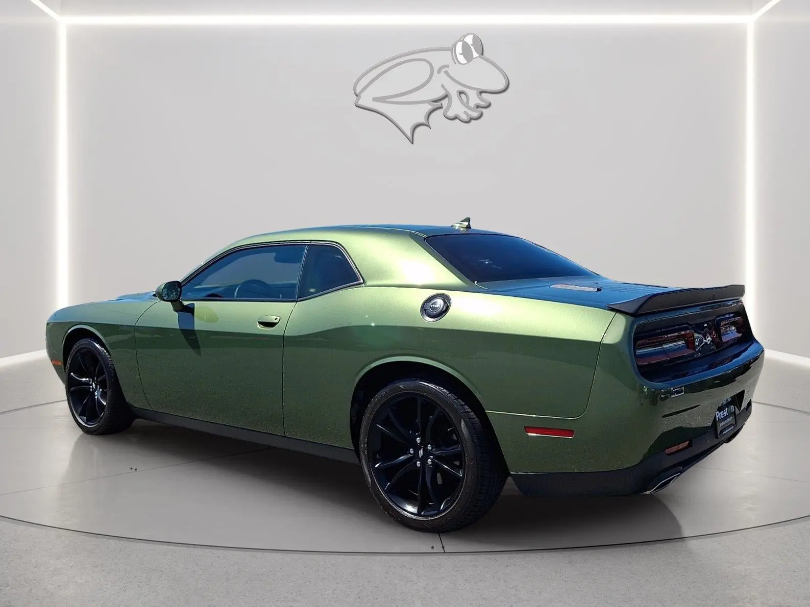 2018 Dodge Challenger SXT Plus photo 3