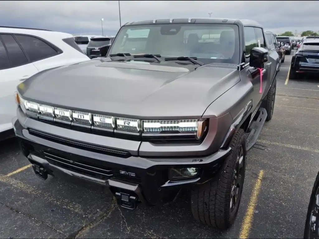 2026 GMC Hummer EV 3X's photo