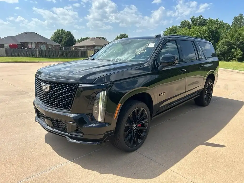 2025 Cadillac Escalade ESV V-Series's photo