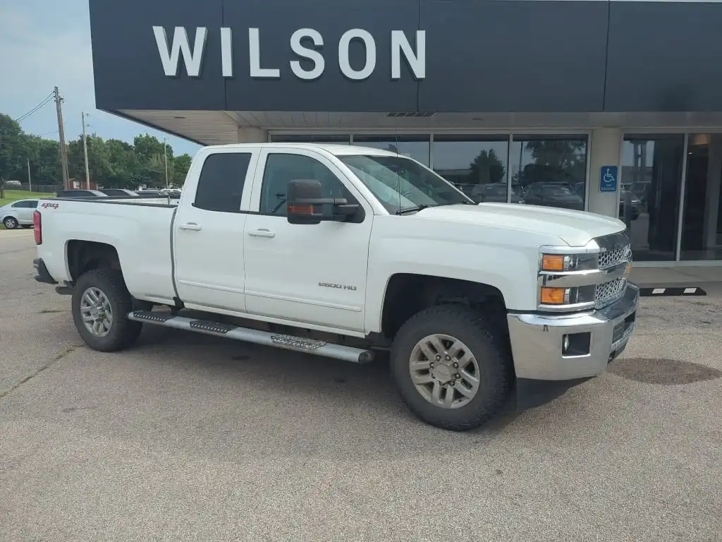 2019 Chevrolet Silverado HD LT 4WD Double Cab Standard Box's photo