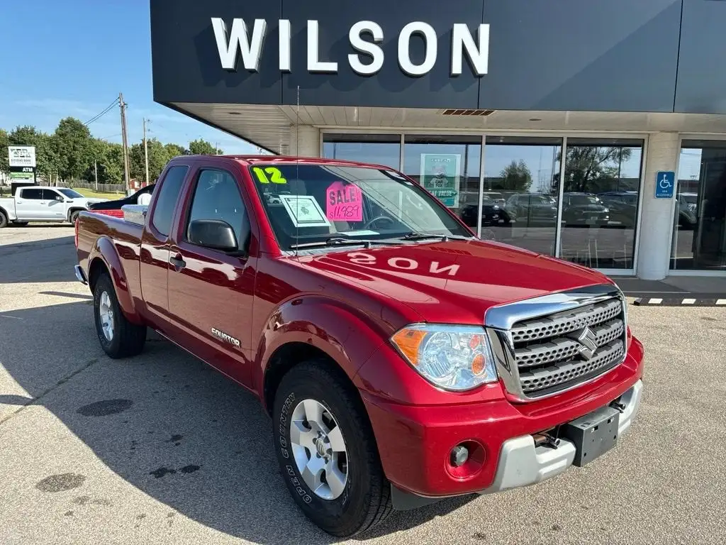 2012 Suzuki Equator Extended Cab Premium 6' Bed's photo