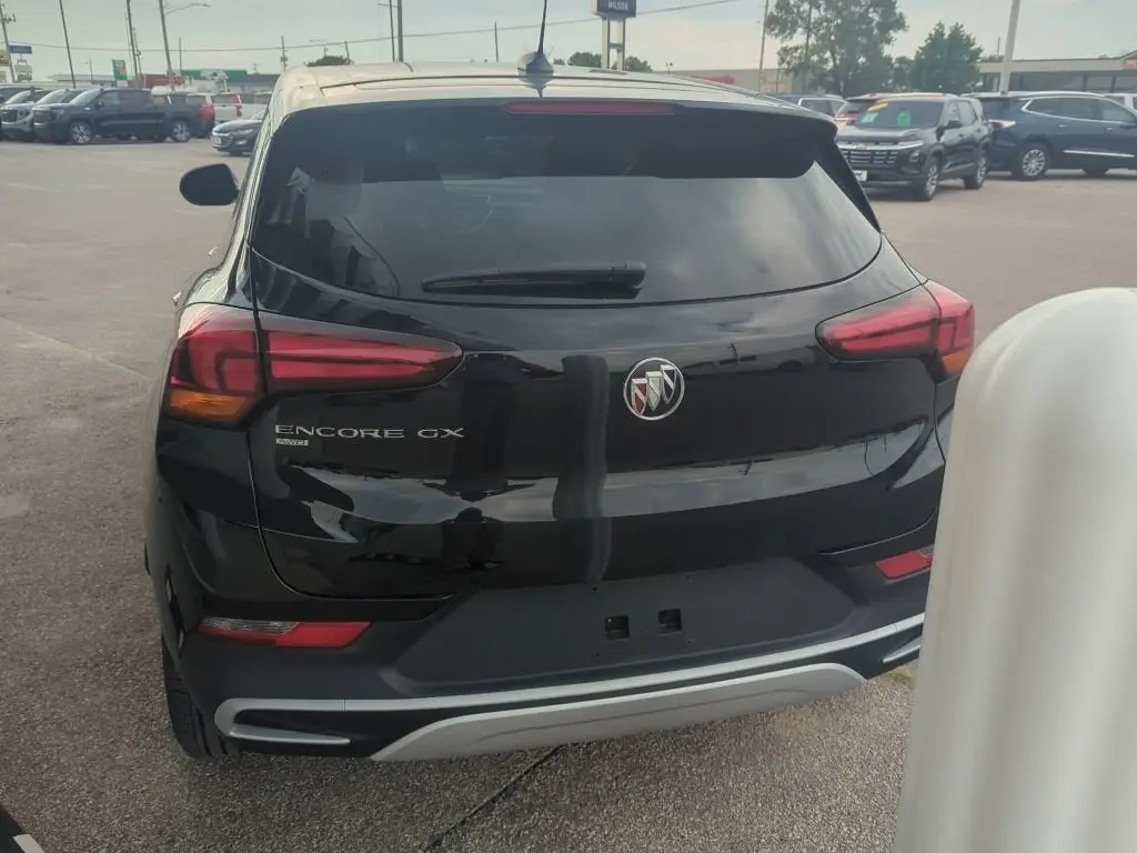 2023 Buick Encore GX Preferred AWD photo 5