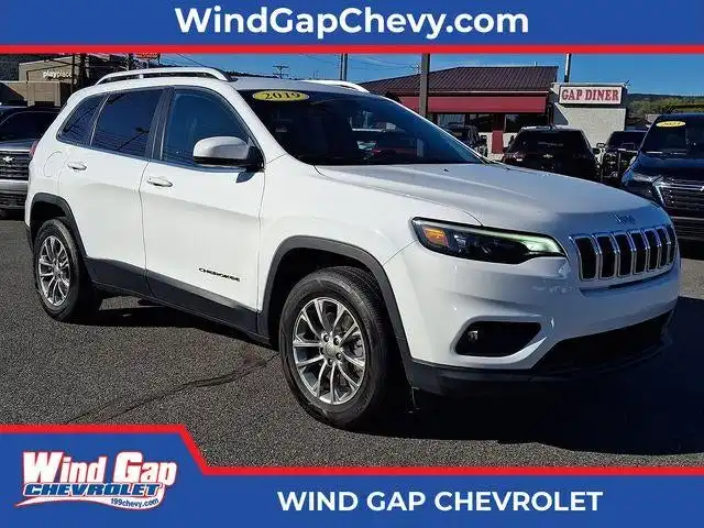 2019 Jeep Cherokee Latitude Plus 4WD's photo
